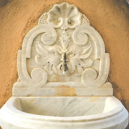 Calamatta Gasthuis 4*